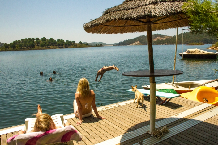 Lakeside Lodge, The lake is warm, safe and super un-crowded!, Image 12