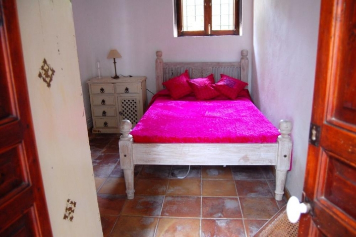 Modernised Finca, Pink bedroom, Image 12