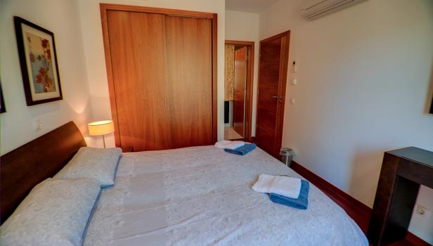 Baia First Floor, Double bedroom with ensuite, Image 5