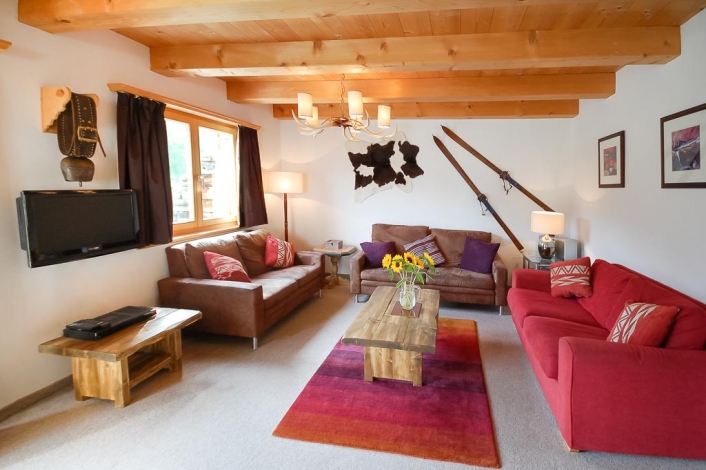 Klosters Chalet, The main sitting room, Image 6