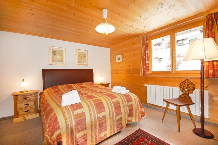 Klosters Chalet, The master bedroom, Image 10