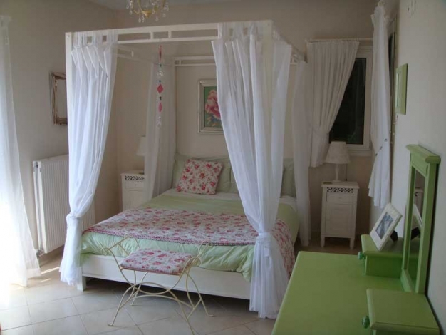 Villa Magdalani, Master bedroom , Image 7