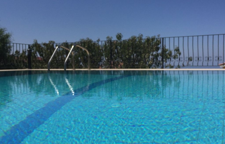 Villa + Private Pool, Overflow pool, Image 16