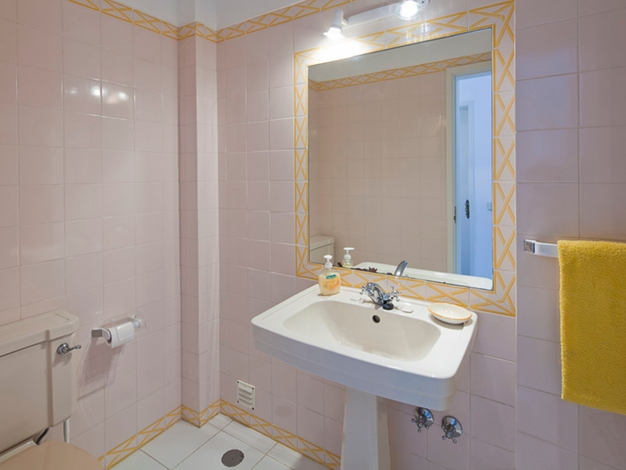 2-bed Villa, Lagos, Downstairs toilet, Image 12