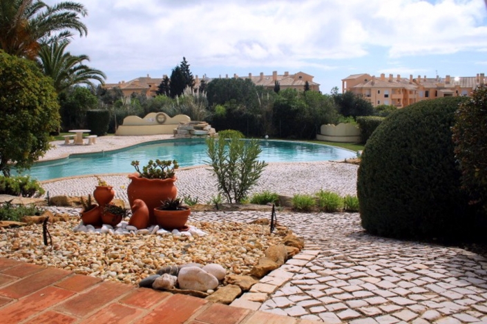 Family House in Luz, Pool view, Image 3