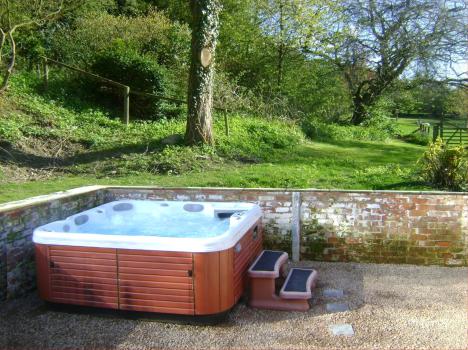 4 Cottages Mid Wales, Hot tub for Forest Lodge, Image 11