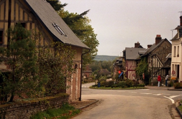Au Chant des Oiseaux, Le Bec Hellouin village, Image 22