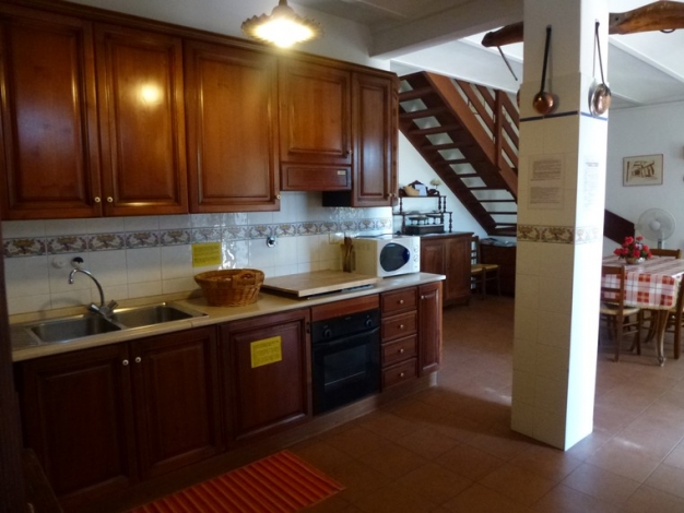 Charming Home & Pool, Brufa sleeps 6 - fully equipped kitchen , Image 20