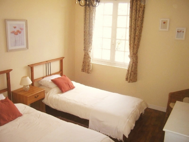 La Belle Maison, Twin bedroom, Image 7