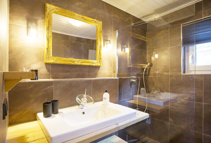 Luxurious Villa, Bathroom, Image 22