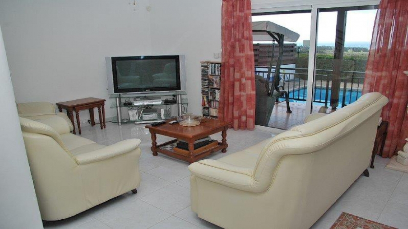 Villa Rentals Paphos, Lounge area open plan, Image 8