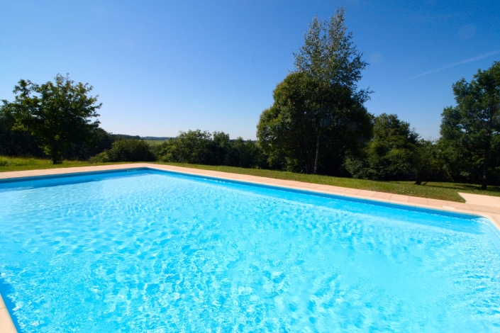 5* Rural Luxury pool, Pool looking north, Image 2