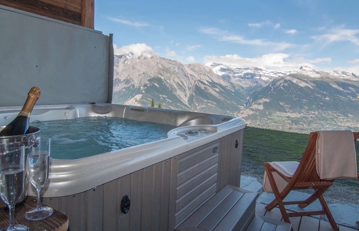Swiss Luxury Chalet, Exterior Jacuzzi with great view on the mount, Image 25