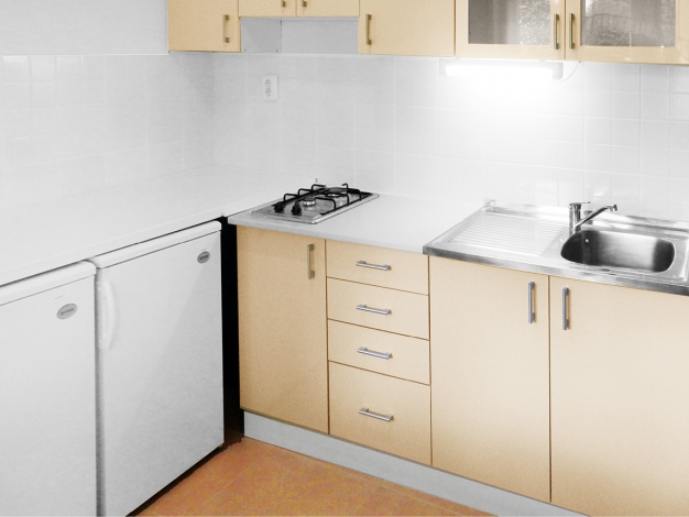 Rooms for Renting, Kitchen, Image 9